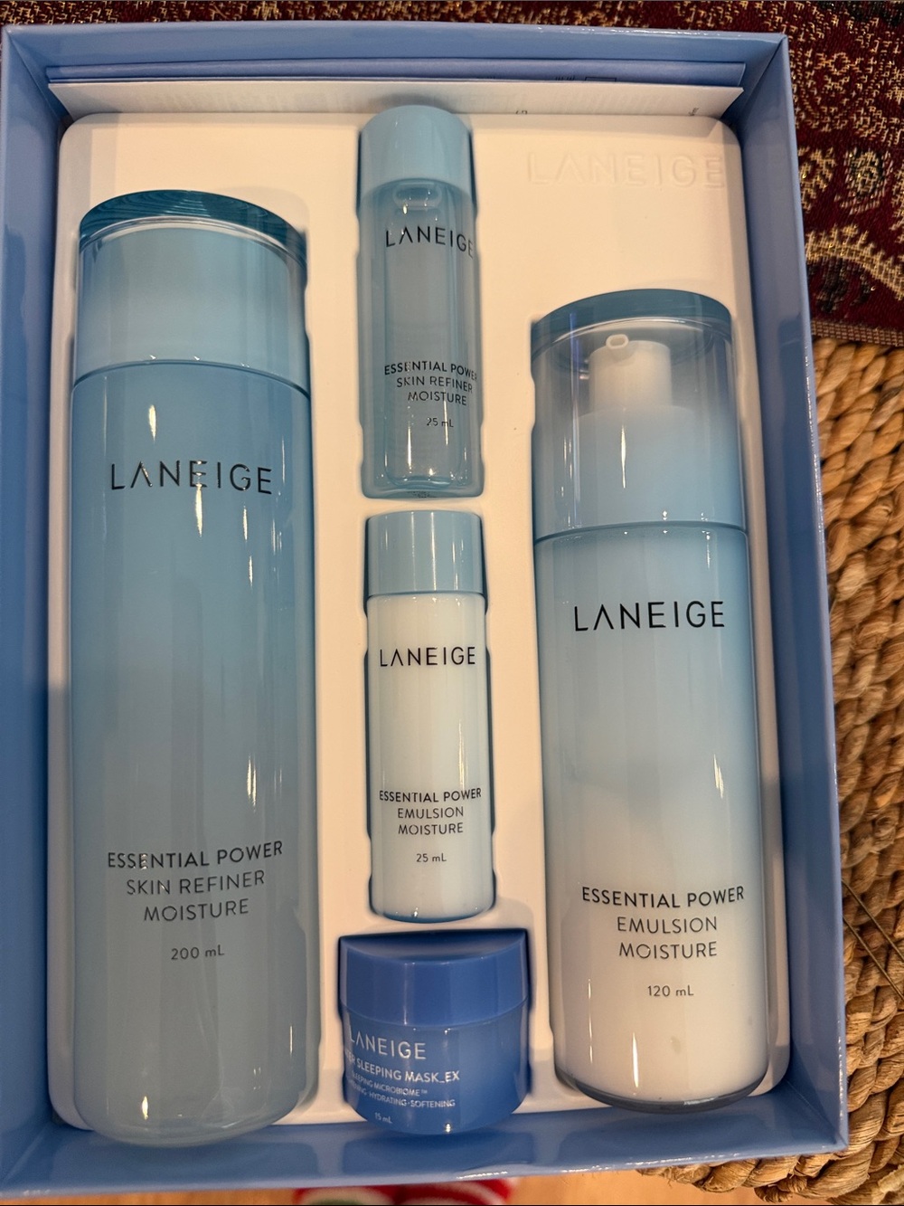 LANEIGE Hydration Set in Pale Blue and Blue